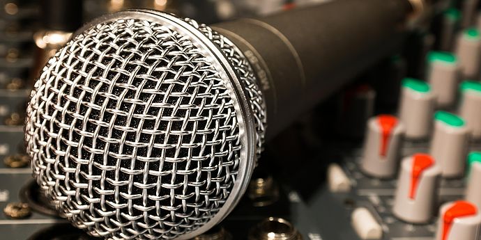 Passive Voice Nahaufnahme eines Mikrofons