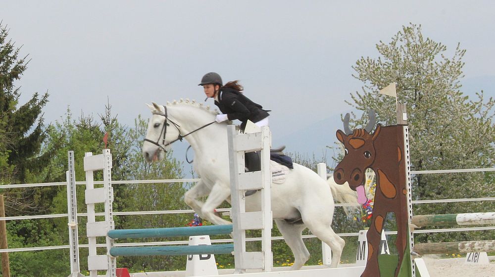 Schülerin beim Reiten